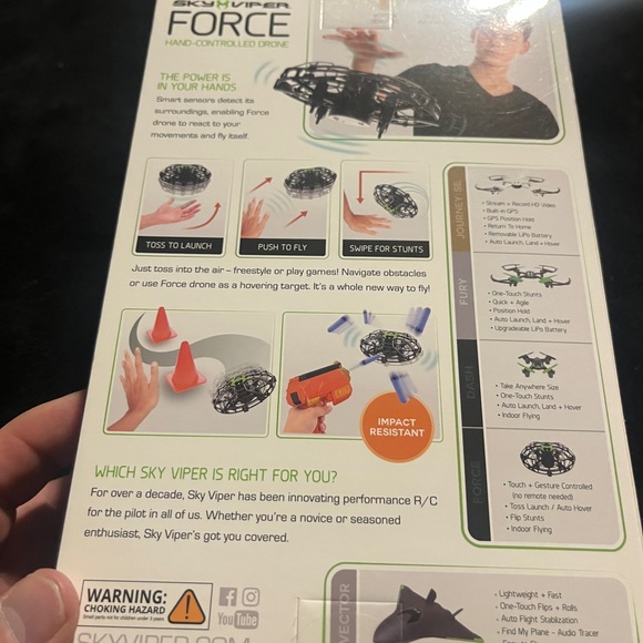 Sky Viper Force Hand Controlled Drone .No remote control Required. 1-Set. New - Picture 3 of 8